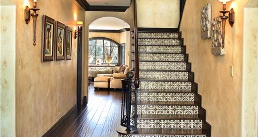 Traditional style hallway